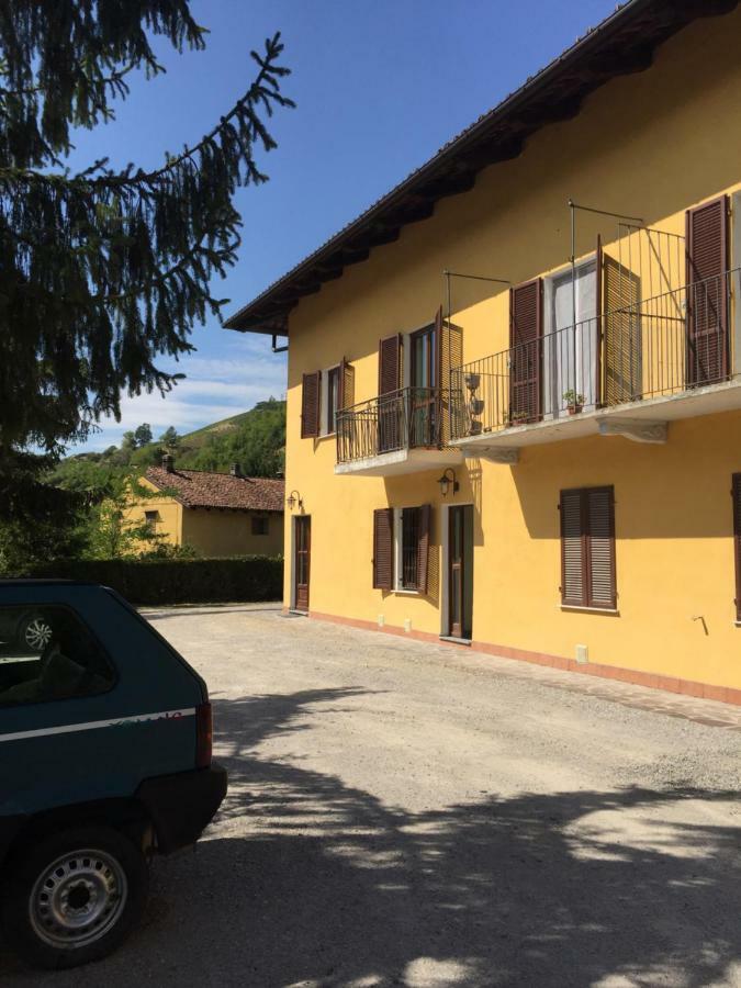 Casa In Langa Apartamento Alba  Exterior foto